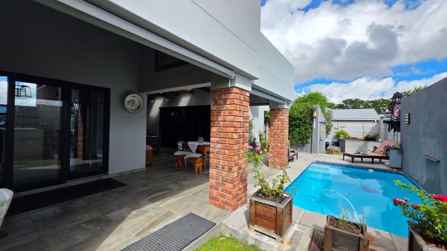 3 Bedroom Property for Sale in Hopefield Western Cape